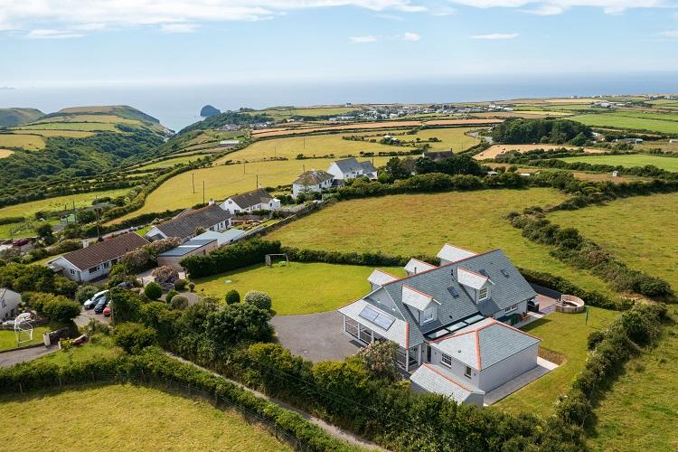 The Paddock, Trebarwith Strand, Cornwall Perfect Stays